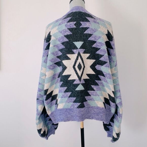 Hyfve Women’s Long Sleeve Lavender Geometric Button Cardigan Oversized sz S - Picture 6 of 15